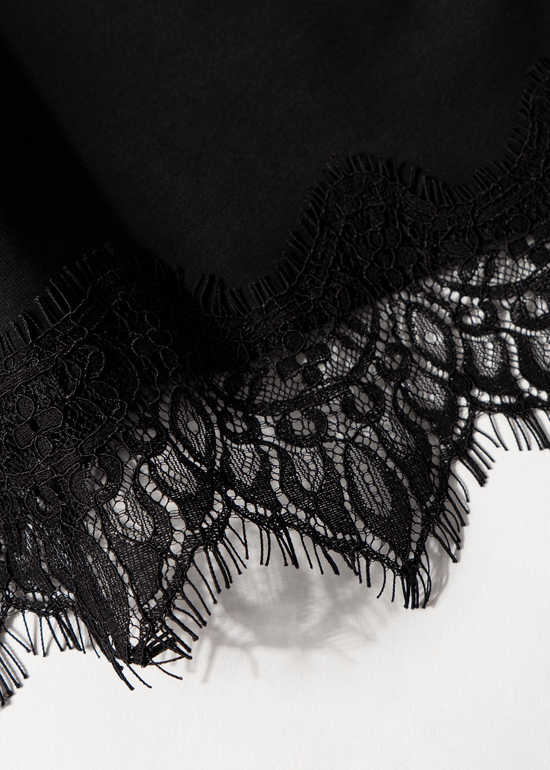 T-shirt Asymetric Crochet Black