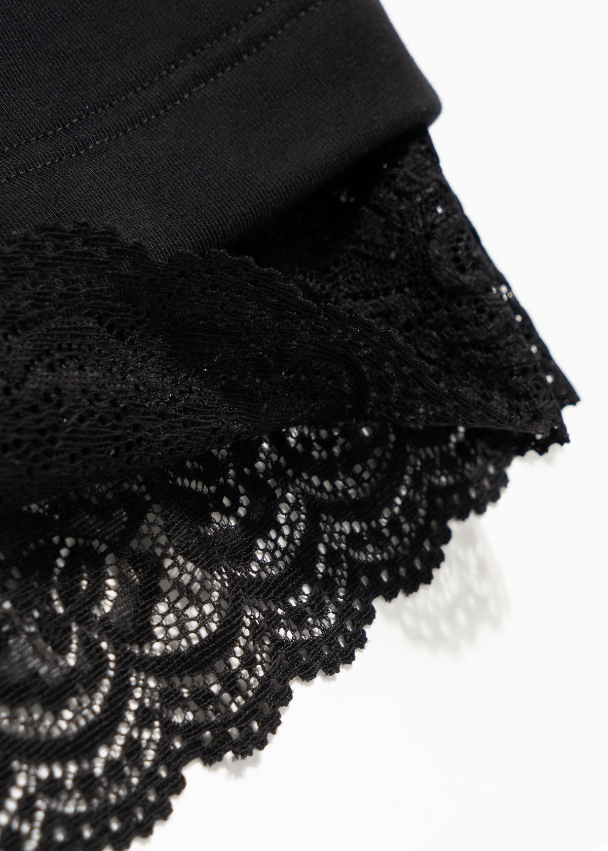 Dresy Tailor Crochet Black
