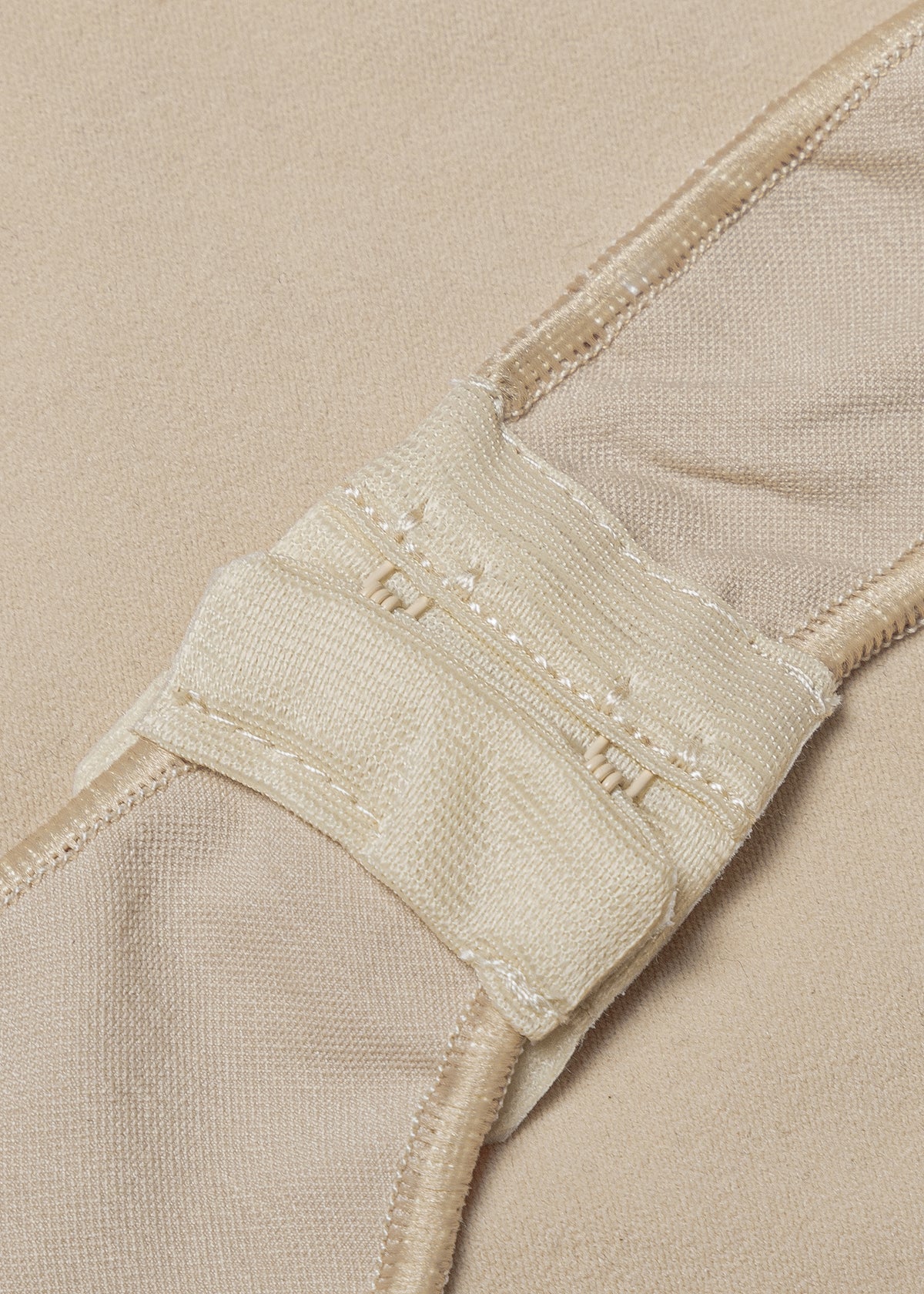 Body Modelujące Beige